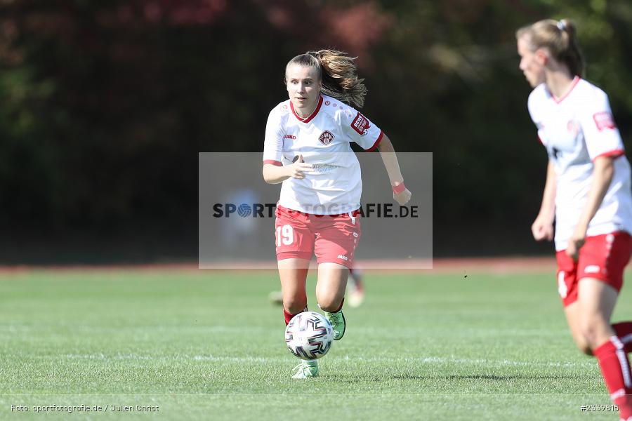 Victoria Maidhof, Sportpark-Heuchelhof, Würzburg, 11.09.2022, BFV, sport, action, Fussball, September 2022, Saison 2022/2023, Frauen Bayernliga, 2. Spieltag, EBI, FWK, SpVgg Germania Ebing, FC Würzburger Kickers - Bild-ID: 2339815 Victoria Maidhof, Sportpark-Heuchelhof, Würzburg, 11.09.2022, BFV, sport, action, Fussball, September 2022, Saison 2022/2023, Frauen Bayernliga, 2. Spieltag, EBI, FWK, SpVgg Germania Ebing, FC Würzburger Kickers - Bild-ID: 2339815