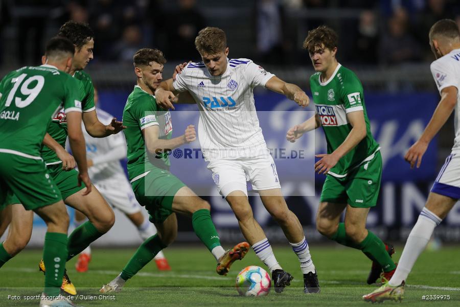 Florian Pieper, Stadion am Schönbusch, Aschaffenburg, 16.09.2022, BFV, sport, action, Fussball, September 2022, Saison 2022/2023, 12. Spieltag, 4. Liga, Regionalliga Bayern, VFB, SVA, VfB Eichstätt, SV Viktoria Aschaffenburg - Bild-ID: 2339975 Florian Pieper, Stadion am Schönbusch, Aschaffenburg, 16.09.2022, BFV, sport, action, Fussball, September 2022, Saison 2022/2023, 12. Spieltag, 4. Liga, Regionalliga Bayern, VFB, SVA, VfB Eichstätt, SV Viktoria Aschaffenburg - Bild-ID: 2339975