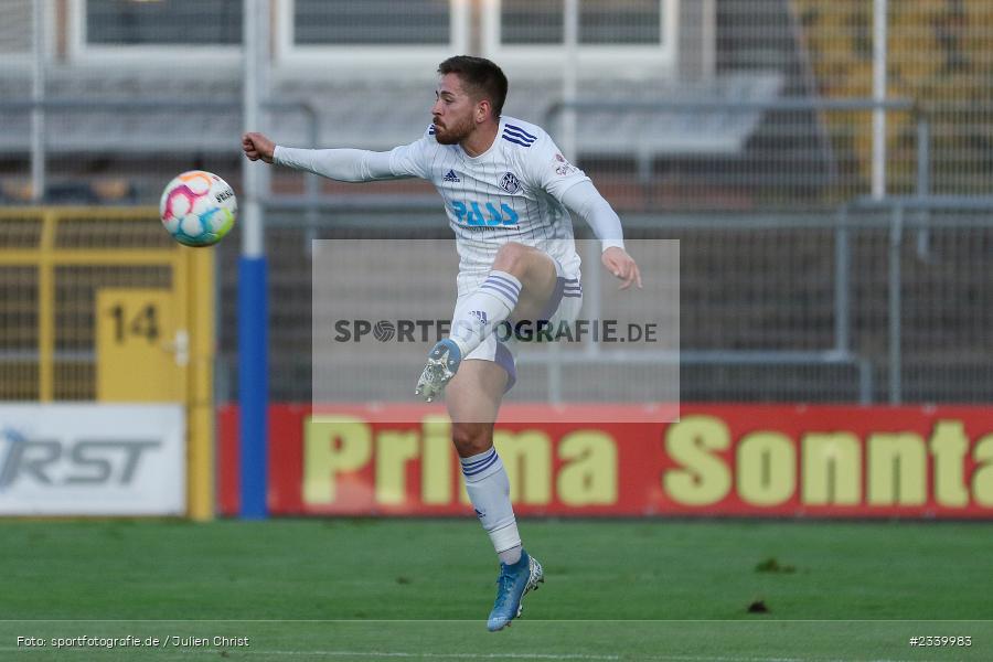 Silas Tom Zehnder, Stadion am Schönbusch, Aschaffenburg, 16.09.2022, BFV, sport, action, Fussball, September 2022, Saison 2022/2023, 12. Spieltag, 4. Liga, Regionalliga Bayern, VFB, SVA, VfB Eichstätt, SV Viktoria Aschaffenburg - Bild-ID: 2339983 Silas Tom Zehnder, Stadion am Schönbusch, Aschaffenburg, 16.09.2022, BFV, sport, action, Fussball, September 2022, Saison 2022/2023, 12. Spieltag, 4. Liga, Regionalliga Bayern, VFB, SVA, VfB Eichstätt, SV Viktoria Aschaffenburg - Bild-ID: 2339983