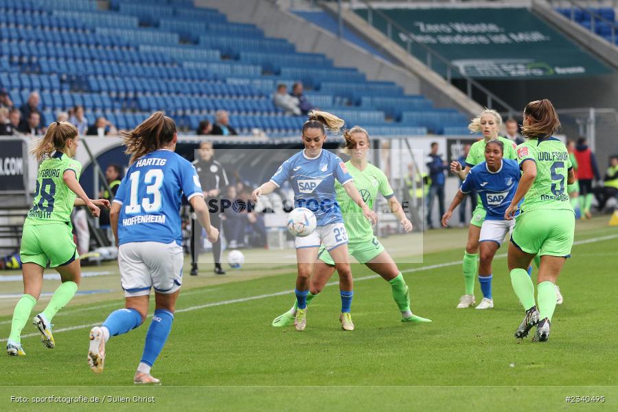 Ereleta Memeti, PreZero Arena, Sinsheim, 24.09.2022, DFB, sport, action, Fussball, September 2022, Saison 2022/2023, 2. Spieltag, Die Liga, FLYERALARM Frauen-Bundesliga, VFL, TSG, VfL Wolfsburg, TSG Hoffenheim - Bild-ID: 2340495 Ereleta Memeti, PreZero Arena, Sinsheim, 24.09.2022, DFB, sport, action, Fussball, September 2022, Saison 2022/2023, 2. Spieltag, Die Liga, FLYERALARM Frauen-Bundesliga, VFL, TSG, VfL Wolfsburg, TSG Hoffenheim - Bild-ID: 2340495