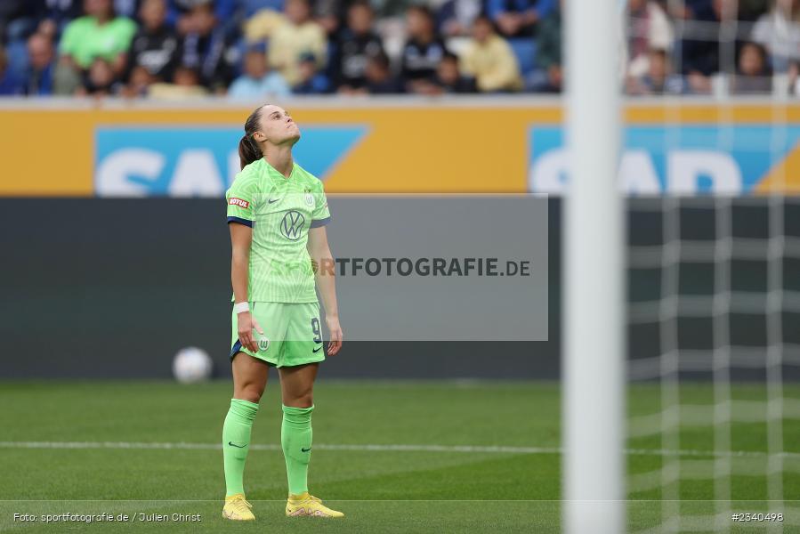 Ewa Pajor, PreZero Arena, Sinsheim, 24.09.2022, DFB, sport, action, Fussball, September 2022, Saison 2022/2023, 2. Spieltag, Die Liga, FLYERALARM Frauen-Bundesliga, VFL, TSG, VfL Wolfsburg, TSG Hoffenheim - Bild-ID: 2340498 Ewa Pajor, PreZero Arena, Sinsheim, 24.09.2022, DFB, sport, action, Fussball, September 2022, Saison 2022/2023, 2. Spieltag, Die Liga, FLYERALARM Frauen-Bundesliga, VFL, TSG, VfL Wolfsburg, TSG Hoffenheim - Bild-ID: 2340498