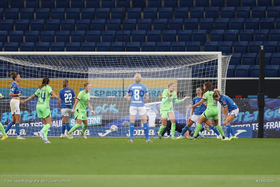 Jule Brand, PreZero Arena, Sinsheim, 24.09.2022, DFB, sport, action, Fussball, September 2022, Saison 2022/2023, 2. Spieltag, Die Liga, FLYERALARM Frauen-Bundesliga, VFL, TSG, VfL Wolfsburg, TSG Hoffenheim - Bild-ID: 2340506 Jule Brand, PreZero Arena, Sinsheim, 24.09.2022, DFB, sport, action, Fussball, September 2022, Saison 2022/2023, 2. Spieltag, Die Liga, FLYERALARM Frauen-Bundesliga, VFL, TSG, VfL Wolfsburg, TSG Hoffenheim - Bild-ID: 2340506