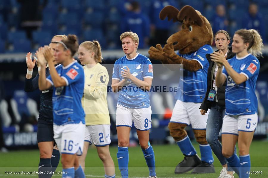 Paulina Krumbiegel, Sarai Linder, PreZero Arena, Sinsheim, 24.09.2022, DFB, sport, action, Fussball, September 2022, Saison 2022/2023, 2. Spieltag, Die Liga, FLYERALARM Frauen-Bundesliga, VFL, TSG, VfL Wolfsburg, TSG Hoffenheim - Bild-ID: 2340514 Paulina Krumbiegel, Sarai Linder, PreZero Arena, Sinsheim, 24.09.2022, DFB, sport, action, Fussball, September 2022, Saison 2022/2023, 2. Spieltag, Die Liga, FLYERALARM Frauen-Bundesliga, VFL, TSG, VfL Wolfsburg, TSG Hoffenheim - Bild-ID: 2340514