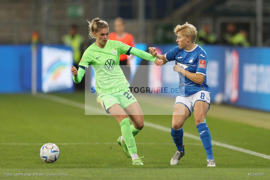 Jule Brand, PreZero Arena, Sinsheim, 24.09.2022, DFB, sport, action, Fussball, September 2022, Saison 2022/2023, 2. Spieltag, Die Liga, FLYERALARM Frauen-Bundesliga, VFL, TSG, VfL Wolfsburg, TSG Hoffenheim - Bild-ID: 2340531 Jule Brand, PreZero Arena, Sinsheim, 24.09.2022, DFB, sport, action, Fussball, September 2022, Saison 2022/2023, 2. Spieltag, Die Liga, FLYERALARM Frauen-Bundesliga, VFL, TSG, VfL Wolfsburg, TSG Hoffenheim - Bild-ID: 2340531