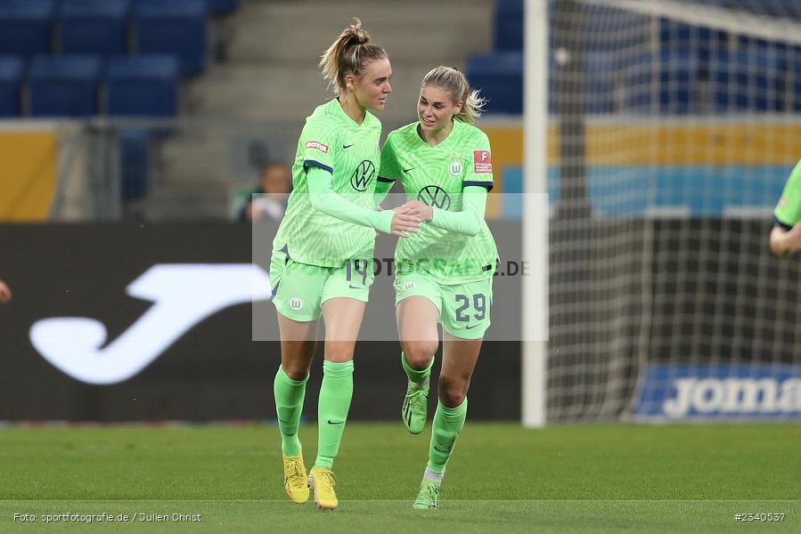Jule Brand, PreZero Arena, Sinsheim, 24.09.2022, DFB, sport, action, Fussball, September 2022, Saison 2022/2023, 2. Spieltag, Die Liga, FLYERALARM Frauen-Bundesliga, VFL, TSG, VfL Wolfsburg, TSG Hoffenheim - Bild-ID: 2340537 Jule Brand, PreZero Arena, Sinsheim, 24.09.2022, DFB, sport, action, Fussball, September 2022, Saison 2022/2023, 2. Spieltag, Die Liga, FLYERALARM Frauen-Bundesliga, VFL, TSG, VfL Wolfsburg, TSG Hoffenheim - Bild-ID: 2340537