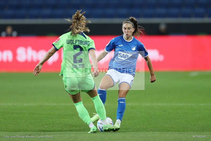Katharina Naschenweng, PreZero Arena, Sinsheim, 24.09.2022, DFB, sport, action, Fussball, September 2022, Saison 2022/2023, 2. Spieltag, Die Liga, FLYERALARM Frauen-Bundesliga, VFL, TSG, VfL Wolfsburg, TSG Hoffenheim - Bild-ID: 2340547 Katharina Naschenweng, PreZero Arena, Sinsheim, 24.09.2022, DFB, sport, action, Fussball, September 2022, Saison 2022/2023, 2. Spieltag, Die Liga, FLYERALARM Frauen-Bundesliga, VFL, TSG, VfL Wolfsburg, TSG Hoffenheim - Bild-ID: 2340547