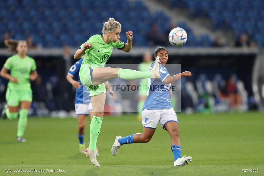 Kathrin Hendrich, PreZero Arena, Sinsheim, 24.09.2022, DFB, sport, action, Fussball, September 2022, Saison 2022/2023, 2. Spieltag, Die Liga, FLYERALARM Frauen-Bundesliga, VFL, TSG, VfL Wolfsburg, TSG Hoffenheim - Bild-ID: 2340562 Kathrin Hendrich, PreZero Arena, Sinsheim, 24.09.2022, DFB, sport, action, Fussball, September 2022, Saison 2022/2023, 2. Spieltag, Die Liga, FLYERALARM Frauen-Bundesliga, VFL, TSG, VfL Wolfsburg, TSG Hoffenheim - Bild-ID: 2340562