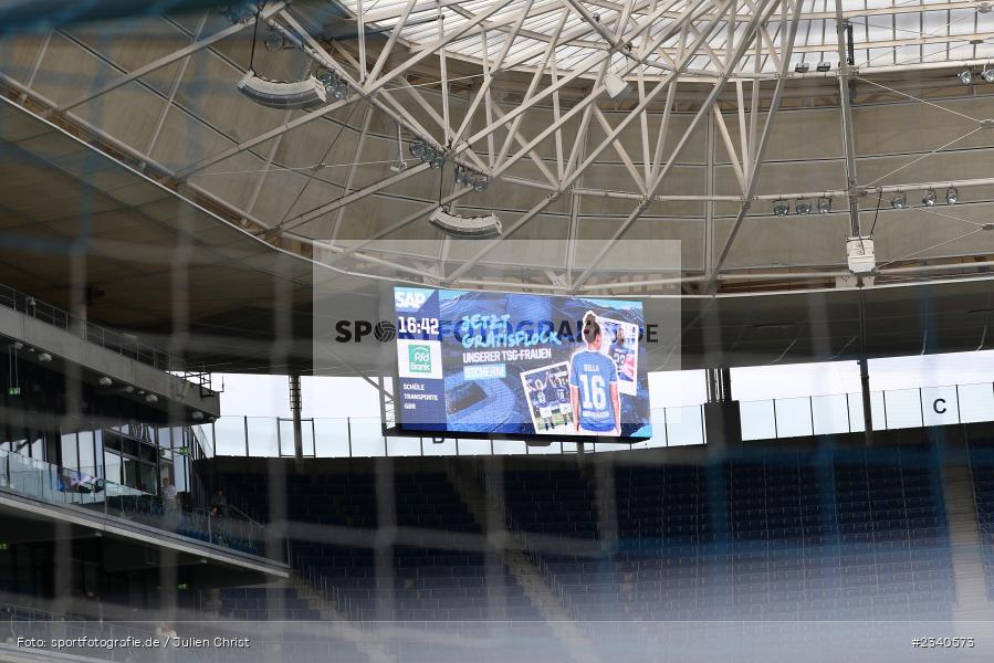 LED, Match, Anzeigetafel, PreZero Arena, Sinsheim, 24.09.2022, DFB, sport, action, Fussball, September 2022, Saison 2022/2023, 2. Spieltag, Die Liga, FLYERALARM Frauen-Bundesliga, VFL, TSG, VfL Wolfsburg, TSG Hoffenheim - Bild-ID: 2340573