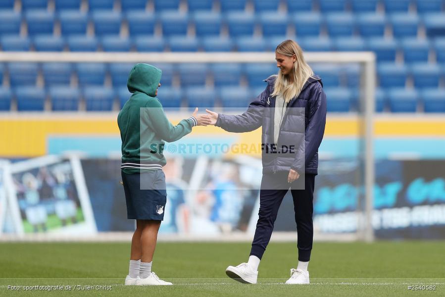 Gia Corley, PreZero Arena, Sinsheim, 24.09.2022, DFB, sport, action, Fussball, September 2022, Saison 2022/2023, 2. Spieltag, Die Liga, FLYERALARM Frauen-Bundesliga, VFL, TSG, VfL Wolfsburg, TSG Hoffenheim - Bild-ID: 2340582