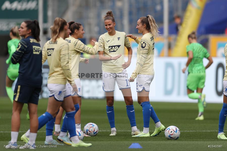 Franziska Harsch, PreZero Arena, Sinsheim, 24.09.2022, DFB, sport, action, Fussball, September 2022, Saison 2022/2023, 2. Spieltag, Die Liga, FLYERALARM Frauen-Bundesliga, VFL, TSG, VfL Wolfsburg, TSG Hoffenheim - Bild-ID: 2340587