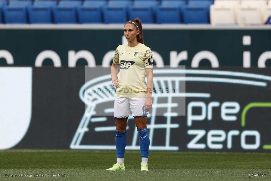 Katharina Naschenweng, PreZero Arena, Sinsheim, 24.09.2022, DFB, sport, action, Fussball, September 2022, Saison 2022/2023, 2. Spieltag, Die Liga, FLYERALARM Frauen-Bundesliga, VFL, TSG, VfL Wolfsburg, TSG Hoffenheim - Bild-ID: 2340597 Katharina Naschenweng, PreZero Arena, Sinsheim, 24.09.2022, DFB, sport, action, Fussball, September 2022, Saison 2022/2023, 2. Spieltag, Die Liga, FLYERALARM Frauen-Bundesliga, VFL, TSG, VfL Wolfsburg, TSG Hoffenheim - Bild-ID: 2340597
