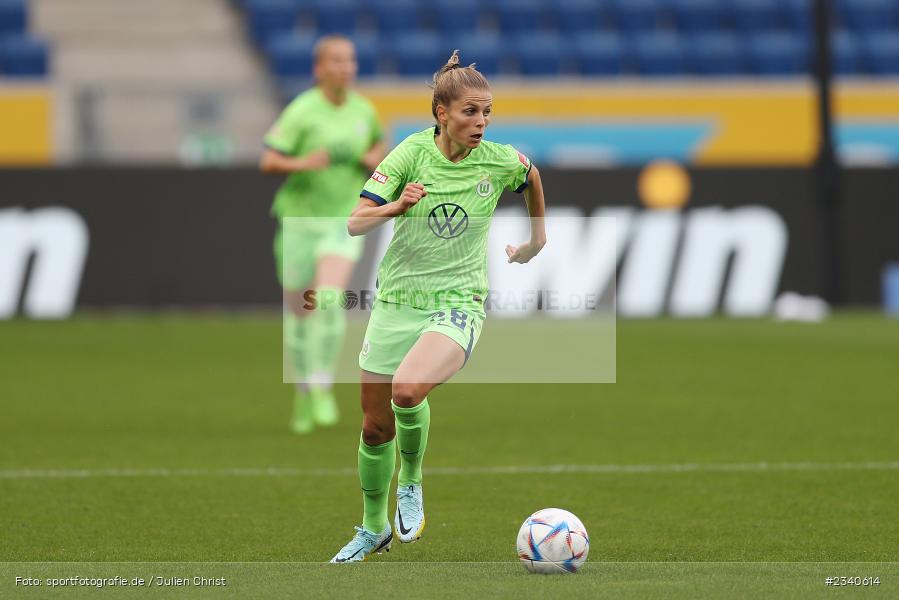 Tabea Waßmuth, PreZero Arena, Sinsheim, 24.09.2022, DFB, sport, action, Fussball, September 2022, Saison 2022/2023, 2. Spieltag, Die Liga, FLYERALARM Frauen-Bundesliga, VFL, TSG, VfL Wolfsburg, TSG Hoffenheim - Bild-ID: 2340614 Tabea Waßmuth, PreZero Arena, Sinsheim, 24.09.2022, DFB, sport, action, Fussball, September 2022, Saison 2022/2023, 2. Spieltag, Die Liga, FLYERALARM Frauen-Bundesliga, VFL, TSG, VfL Wolfsburg, TSG Hoffenheim - Bild-ID: 2340614
