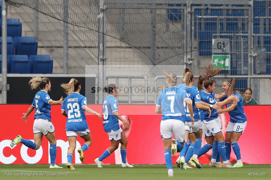 Katharina Naschenweng, PreZero Arena, Sinsheim, 24.09.2022, DFB, sport, action, Fussball, September 2022, Saison 2022/2023, 2. Spieltag, Die Liga, FLYERALARM Frauen-Bundesliga, VFL, TSG, VfL Wolfsburg, TSG Hoffenheim - Bild-ID: 2340637 Katharina Naschenweng, PreZero Arena, Sinsheim, 24.09.2022, DFB, sport, action, Fussball, September 2022, Saison 2022/2023, 2. Spieltag, Die Liga, FLYERALARM Frauen-Bundesliga, VFL, TSG, VfL Wolfsburg, TSG Hoffenheim - Bild-ID: 2340637
