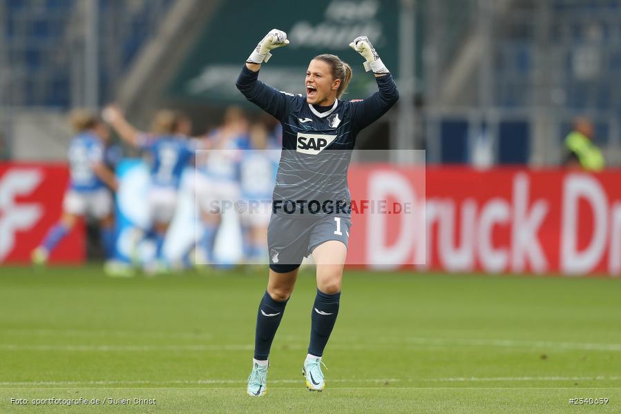 Martina Tufekovic, PreZero Arena, Sinsheim, 24.09.2022, DFB, sport, action, Fussball, September 2022, Saison 2022/2023, 2. Spieltag, Die Liga, FLYERALARM Frauen-Bundesliga, VFL, TSG, VfL Wolfsburg, TSG Hoffenheim - Bild-ID: 2340639 Martina Tufekovic, PreZero Arena, Sinsheim, 24.09.2022, DFB, sport, action, Fussball, September 2022, Saison 2022/2023, 2. Spieltag, Die Liga, FLYERALARM Frauen-Bundesliga, VFL, TSG, VfL Wolfsburg, TSG Hoffenheim - Bild-ID: 2340639