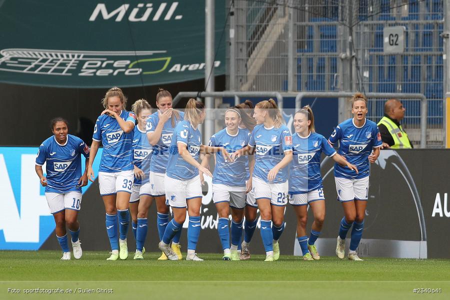 Katharina Naschenweng, PreZero Arena, Sinsheim, 24.09.2022, DFB, sport, action, Fussball, September 2022, Saison 2022/2023, 2. Spieltag, Die Liga, FLYERALARM Frauen-Bundesliga, VFL, TSG, VfL Wolfsburg, TSG Hoffenheim - Bild-ID: 2340641 Katharina Naschenweng, PreZero Arena, Sinsheim, 24.09.2022, DFB, sport, action, Fussball, September 2022, Saison 2022/2023, 2. Spieltag, Die Liga, FLYERALARM Frauen-Bundesliga, VFL, TSG, VfL Wolfsburg, TSG Hoffenheim - Bild-ID: 2340641