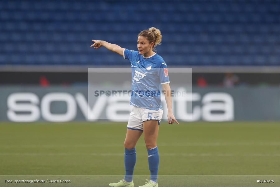 Luana Bühler, PreZero Arena, Sinsheim, 24.09.2022, DFB, sport, action, Fussball, September 2022, Saison 2022/2023, 2. Spieltag, Die Liga, FLYERALARM Frauen-Bundesliga, VFL, TSG, VfL Wolfsburg, TSG Hoffenheim - Bild-ID: 2340675