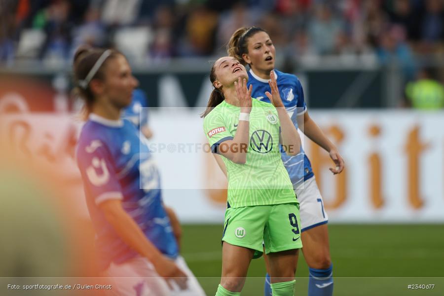 Ewa Pajor, PreZero Arena, Sinsheim, 24.09.2022, DFB, sport, action, Fussball, September 2022, Saison 2022/2023, 2. Spieltag, Die Liga, FLYERALARM Frauen-Bundesliga, VFL, TSG, VfL Wolfsburg, TSG Hoffenheim - Bild-ID: 2340677