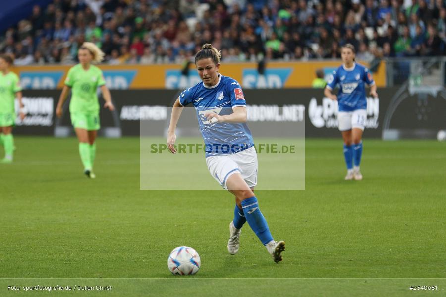 Chantal Hagel, PreZero Arena, Sinsheim, 24.09.2022, DFB, sport, action, Fussball, September 2022, Saison 2022/2023, 2. Spieltag, Die Liga, FLYERALARM Frauen-Bundesliga, VFL, TSG, VfL Wolfsburg, TSG Hoffenheim - Bild-ID: 2340681