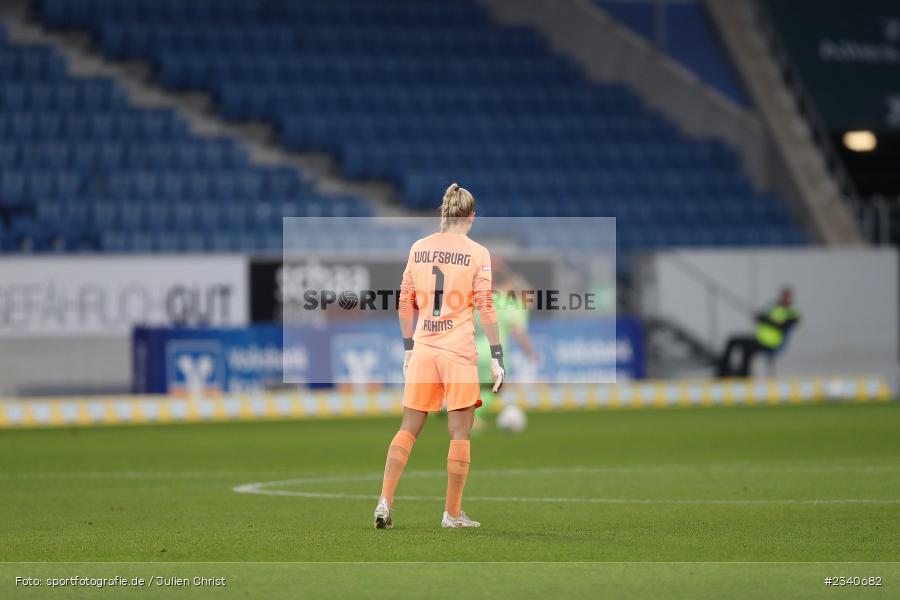 Merle Frohms, PreZero Arena, Sinsheim, 24.09.2022, DFB, sport, action, Fussball, September 2022, Saison 2022/2023, 2. Spieltag, Die Liga, FLYERALARM Frauen-Bundesliga, VFL, TSG, VfL Wolfsburg, TSG Hoffenheim - Bild-ID: 2340682