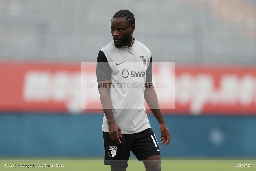 Josue Mbila, FLYERALARM Arena, Würzburg, 25.09.2022, BFV, sport, action, Fussball, September 2022, Saison 2022/2023, Regionalliga Bayern, FCA, FWK, FC Augsburg II, FC Würzburger Kickers - Bild-ID: 2340727 Josue Mbila, FLYERALARM Arena, Würzburg, 25.09.2022, BFV, sport, action, Fussball, September 2022, Saison 2022/2023, Regionalliga Bayern, FCA, FWK, FC Augsburg II, FC Würzburger Kickers - Bild-ID: 2340727