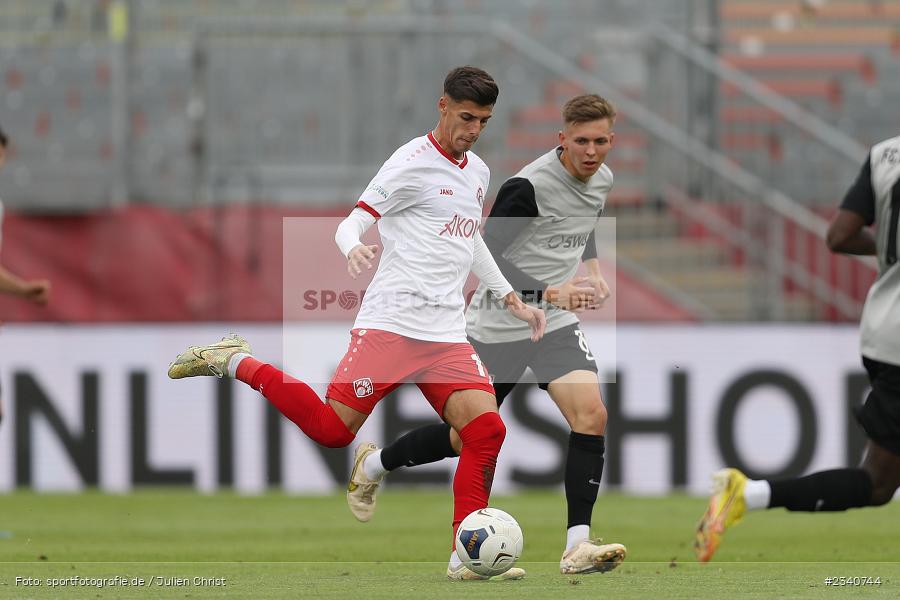 Maximilian Zaiser, FLYERALARM Arena, Würzburg, 25.09.2022, BFV, sport, action, Fussball, September 2022, Saison 2022/2023, Regionalliga Bayern, FCA, FWK, FC Augsburg II, FC Würzburger Kickers - Bild-ID: 2340744