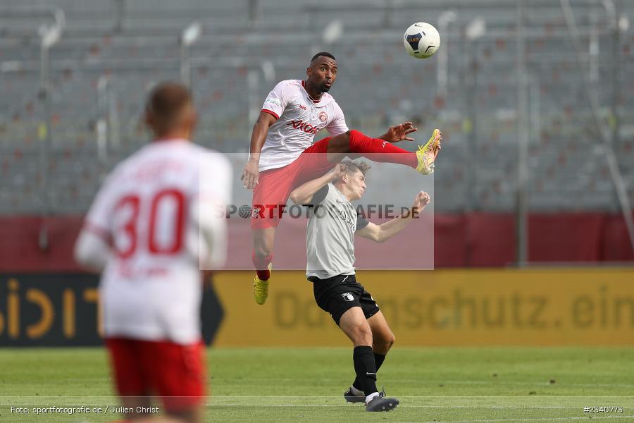 Saliou Sané, FLYERALARM Arena, Würzburg, 25.09.2022, BFV, sport, action, Fussball, September 2022, Saison 2022/2023, Regionalliga Bayern, FCA, FWK, FC Augsburg II, FC Würzburger Kickers - Bild-ID: 2340773