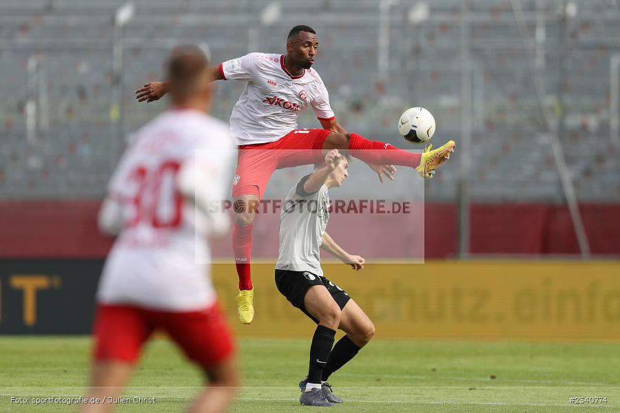 Saliou Sané, FLYERALARM Arena, Würzburg, 25.09.2022, BFV, sport, action, Fussball, September 2022, Saison 2022/2023, Regionalliga Bayern, FCA, FWK, FC Augsburg II, FC Würzburger Kickers - Bild-ID: 2340774