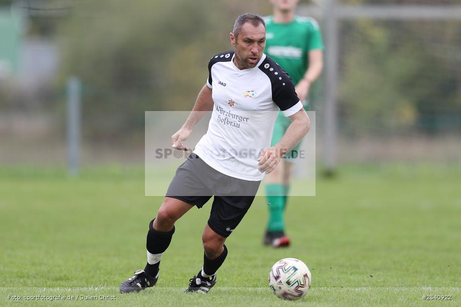 Christian Mathea, Sportgelände, Karlstadt, 25.09.2022, BFV, sport, action, Fussball, September 2022, Saison 2022/2023, 9. Spieltag, A-Klasse Würzburg Gr. 6, FVB, FVK, FV Bachgrund, FV Karlstadt II - Bild-ID: 2340922