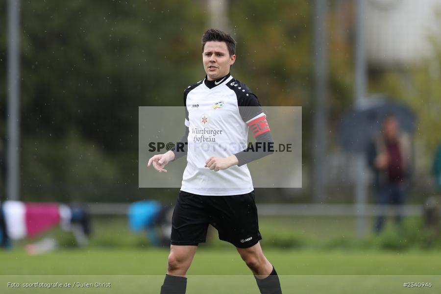 Fabian Holzinger, Sportgelände, Karlstadt, 25.09.2022, BFV, sport, action, Fussball, September 2022, Saison 2022/2023, 9. Spieltag, A-Klasse Würzburg Gr. 6, FVB, FVK, FV Bachgrund, FV Karlstadt II - Bild-ID: 2340946 Fabian Holzinger, Sportgelände, Karlstadt, 25.09.2022, BFV, sport, action, Fussball, September 2022, Saison 2022/2023, 9. Spieltag, A-Klasse Würzburg Gr. 6, FVB, FVK, FV Bachgrund, FV Karlstadt II - Bild-ID: 2340946
