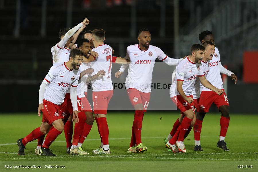 Franz Helmer, Dominik Meisel, Benjika Caciel, Saliou Sané, Ivan Franjic, Thomas Haas, Peter Kurzweg, Daniel Hägele, FLYERALARM Arena, Würzburg, 27.09.2022, BFV, sport, action, Fussball, September 2022, Saison 2022/2023, Viertelfinale, Toto-Pokal, BFV-Verbandspokal, DJK, FWK, DJK Vilzing, FC Würzburger Kickers - Bild-ID: 2341149