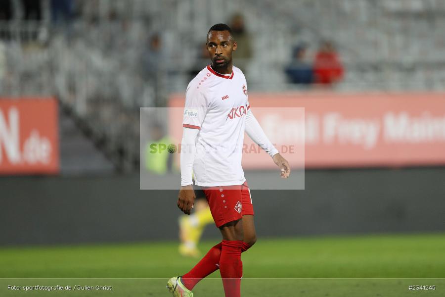 Saliou Sané, FLYERALARM Arena, Würzburg, 27.09.2022, BFV, sport, action, Fussball, September 2022, Saison 2022/2023, Viertelfinale, Toto-Pokal, BFV-Verbandspokal, DJK, FWK, DJK Vilzing, FC Würzburger Kickers - Bild-ID: 2341245 Saliou Sané, FLYERALARM Arena, Würzburg, 27.09.2022, BFV, sport, action, Fussball, September 2022, Saison 2022/2023, Viertelfinale, Toto-Pokal, BFV-Verbandspokal, DJK, FWK, DJK Vilzing, FC Würzburger Kickers - Bild-ID: 2341245
