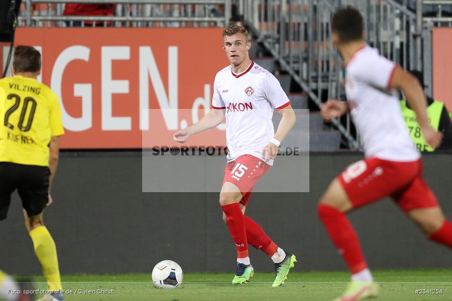 Felix Göttlicher, FLYERALARM Arena, Würzburg, 27.09.2022, BFV, sport, action, Fussball, September 2022, Saison 2022/2023, Viertelfinale, Toto-Pokal, BFV-Verbandspokal, DJK, FWK, DJK Vilzing, FC Würzburger Kickers - Bild-ID: 2341254 Felix Göttlicher, FLYERALARM Arena, Würzburg, 27.09.2022, BFV, sport, action, Fussball, September 2022, Saison 2022/2023, Viertelfinale, Toto-Pokal, BFV-Verbandspokal, DJK, FWK, DJK Vilzing, FC Würzburger Kickers - Bild-ID: 2341254