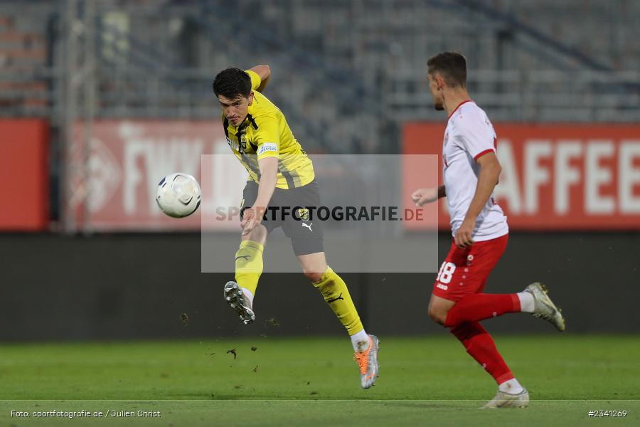 Jim-Patrick Müller, FLYERALARM Arena, Würzburg, 27.09.2022, BFV, sport, action, Fussball, September 2022, Saison 2022/2023, Viertelfinale, Toto-Pokal, BFV-Verbandspokal, DJK, FWK, DJK Vilzing, FC Würzburger Kickers - Bild-ID: 2341269