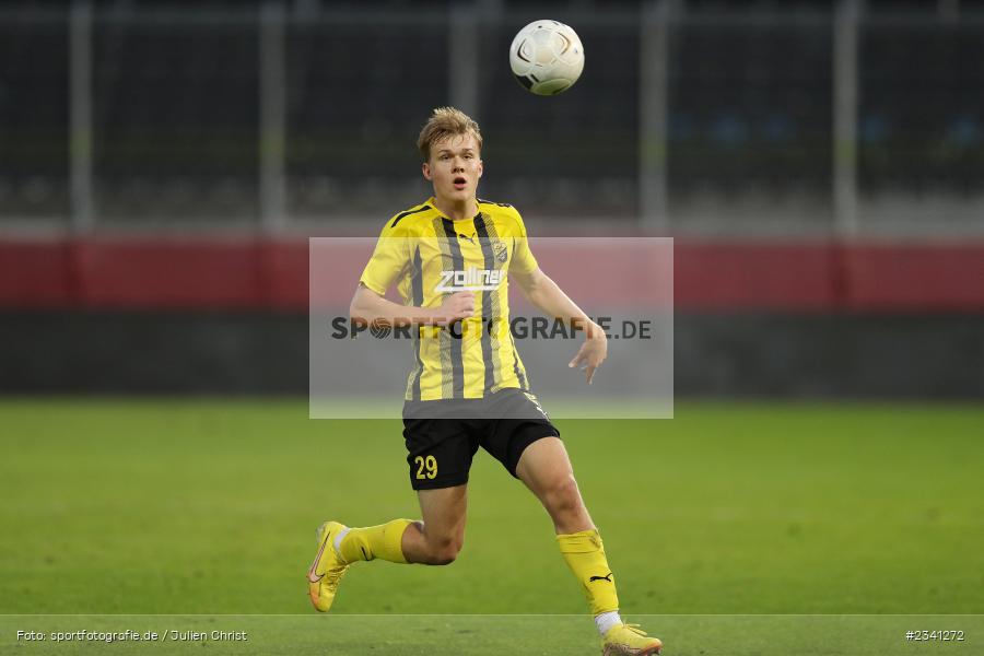 Sebastian Niedermayer, FLYERALARM Arena, Würzburg, 27.09.2022, BFV, sport, action, Fussball, September 2022, Saison 2022/2023, Viertelfinale, Toto-Pokal, BFV-Verbandspokal, DJK, FWK, DJK Vilzing, FC Würzburger Kickers - Bild-ID: 2341272