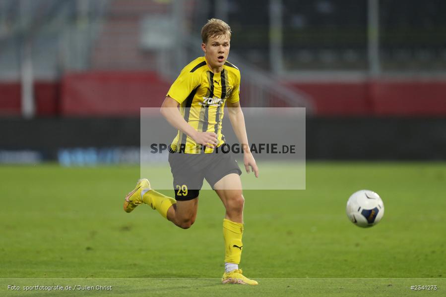 Sebastian Niedermayer, FLYERALARM Arena, Würzburg, 27.09.2022, BFV, sport, action, Fussball, September 2022, Saison 2022/2023, Viertelfinale, Toto-Pokal, BFV-Verbandspokal, DJK, FWK, DJK Vilzing, FC Würzburger Kickers - Bild-ID: 2341273