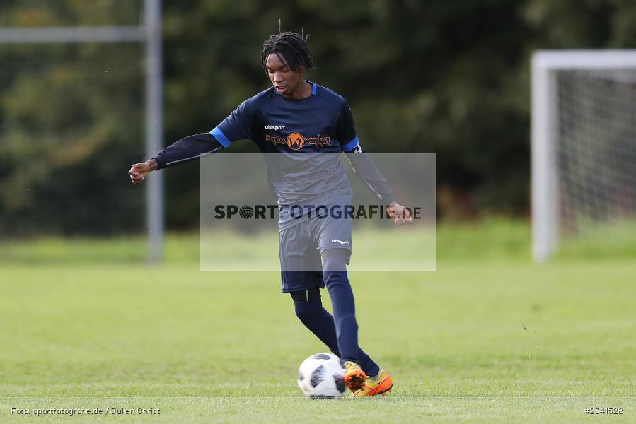 Fidel Maxaieie, Sportgelände, Steinbach, 01.10.2022, BFV, sport, action, Fussball, Oktober 2022, Saison 2022/2023, 10. Spieltag, Gruppe 3, Kreisklasse Würzburg, TSV Neuhütten-Wiesthal II, SV Sendelbach-Steinbach - Bild-ID: 2341528