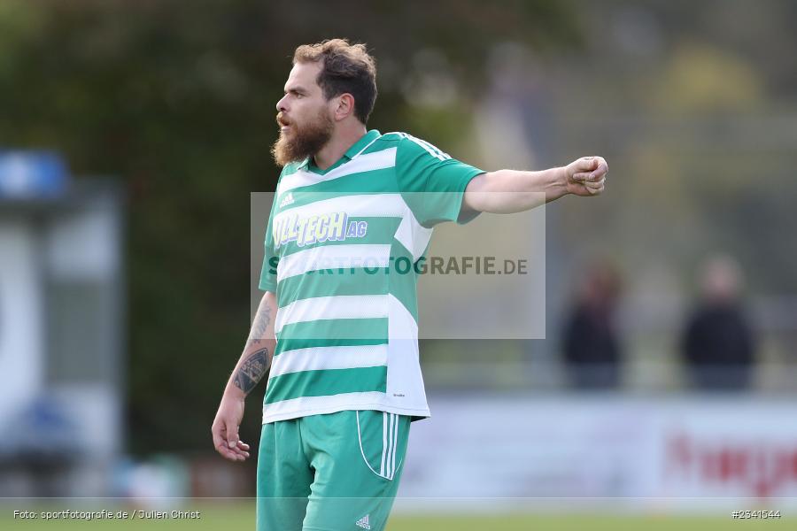 Julian Körner, Sportgelände, Steinbach, 01.10.2022, BFV, sport, action, Fussball, Oktober 2022, Saison 2022/2023, 10. Spieltag, Gruppe 3, Kreisklasse Würzburg, TSV Neuhütten-Wiesthal II, SV Sendelbach-Steinbach - Bild-ID: 2341544