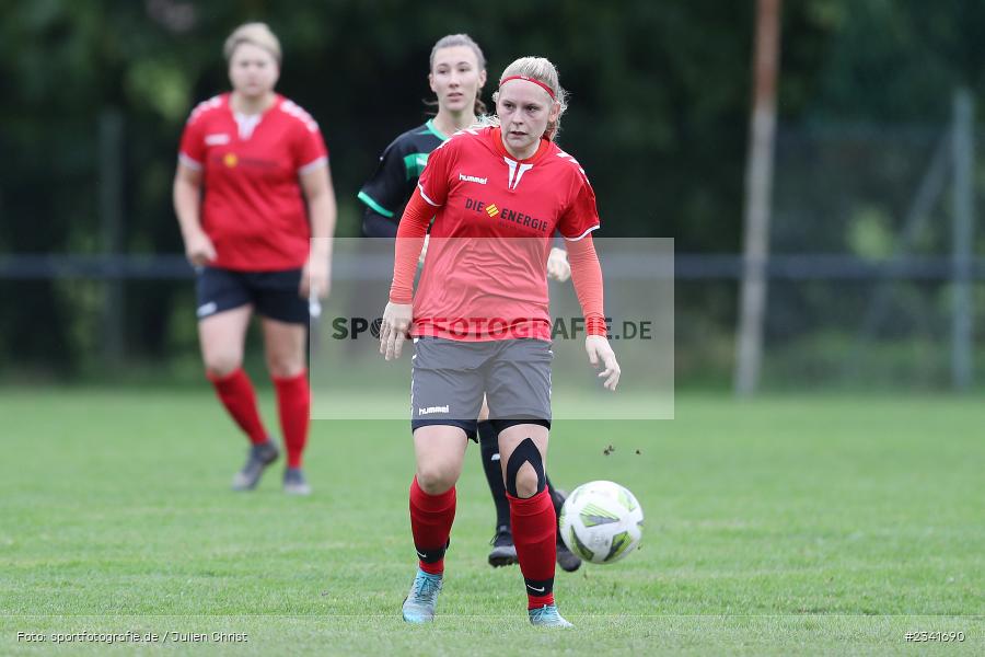 Larissa Wagner, Sportgelände, Karsbach, 01.10.2022, BFV, sport, action, Fussball, Oktober 2022, Saison 2022/2023, 5. Spieltag, Frauen, Landesliga Nord, SGF, FCK, SpVgg Greuther Fürth, FC Karsbach - Bild-ID: 2341690 Larissa Wagner, Sportgelände, Karsbach, 01.10.2022, BFV, sport, action, Fussball, Oktober 2022, Saison 2022/2023, 5. Spieltag, Frauen, Landesliga Nord, SGF, FCK, SpVgg Greuther Fürth, FC Karsbach - Bild-ID: 2341690