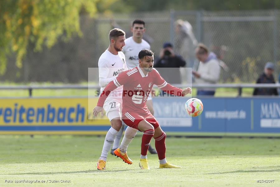 Aykut Civelek, Sportgelände, Karlstadt, 03.10.2022, sport, action, BFV, Fussball, Oktober 2022, Saison 2022/2023, 15. Spieltag, Landesliga Nordwest, FCC, TSV, FC Coburg, TSV Karlburg - Bild-ID: 2342097