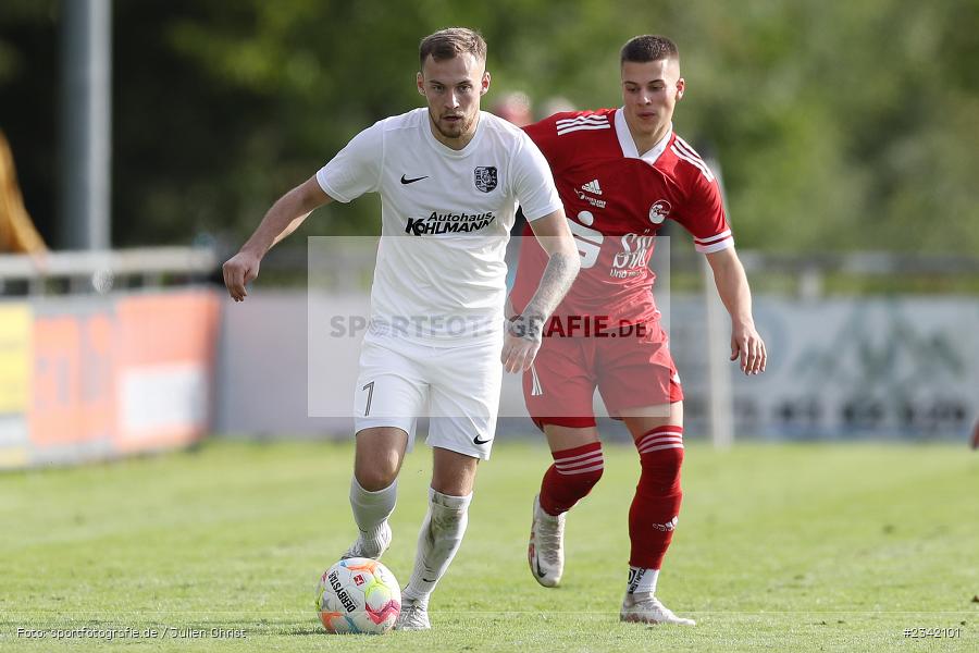 Justin Schulz, Sportgelände, Karlstadt, 03.10.2022, sport, action, BFV, Fussball, Oktober 2022, Saison 2022/2023, 15. Spieltag, Landesliga Nordwest, FCC, TSV, FC Coburg, TSV Karlburg - Bild-ID: 2342101
