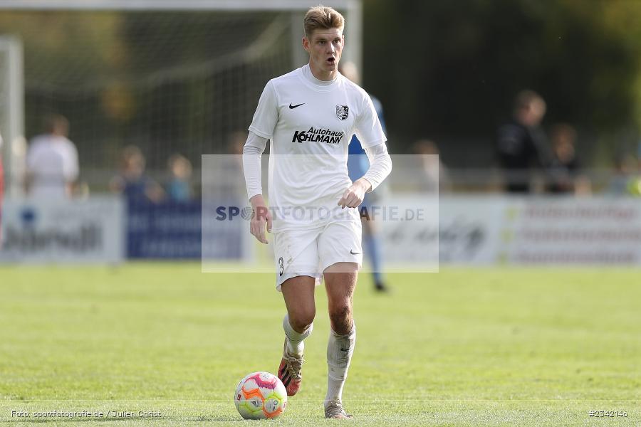 Adrian Winter, Sportgelände, Karlstadt, 03.10.2022, sport, action, BFV, Fussball, Oktober 2022, Saison 2022/2023, 15. Spieltag, Landesliga Nordwest, FCC, TSV, FC Coburg, TSV Karlburg - Bild-ID: 2342146