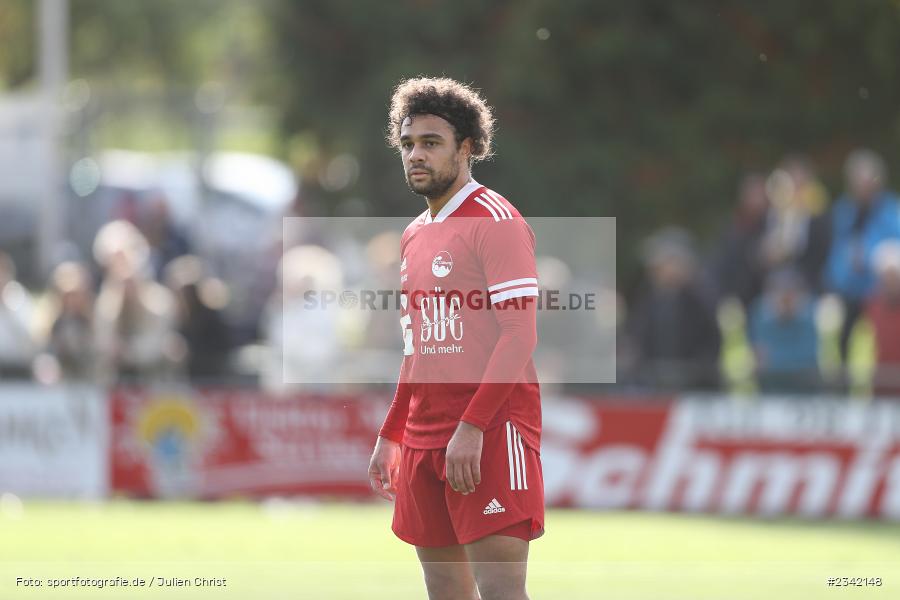 Tevin Mc Cullough, Sportgelände, Karlstadt, 03.10.2022, sport, action, BFV, Fussball, Oktober 2022, Saison 2022/2023, 15. Spieltag, Landesliga Nordwest, FCC, TSV, FC Coburg, TSV Karlburg - Bild-ID: 2342148