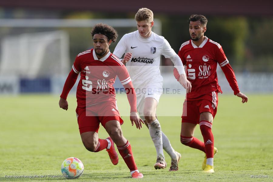 Tevin Mc Cullough, Sportgelände, Karlstadt, 03.10.2022, sport, action, BFV, Fussball, Oktober 2022, Saison 2022/2023, 15. Spieltag, Landesliga Nordwest, FCC, TSV, FC Coburg, TSV Karlburg - Bild-ID: 2342164