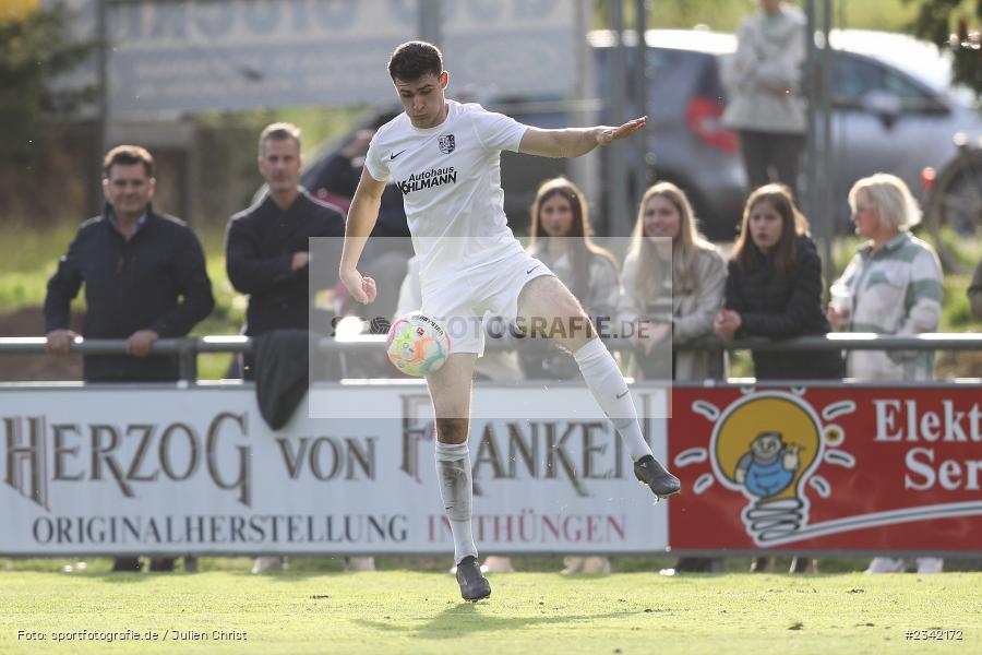 Max Lambrecht, Sportgelände, Karlstadt, 03.10.2022, sport, action, BFV, Fussball, Oktober 2022, Saison 2022/2023, 15. Spieltag, Landesliga Nordwest, FCC, TSV, FC Coburg, TSV Karlburg - Bild-ID: 2342172