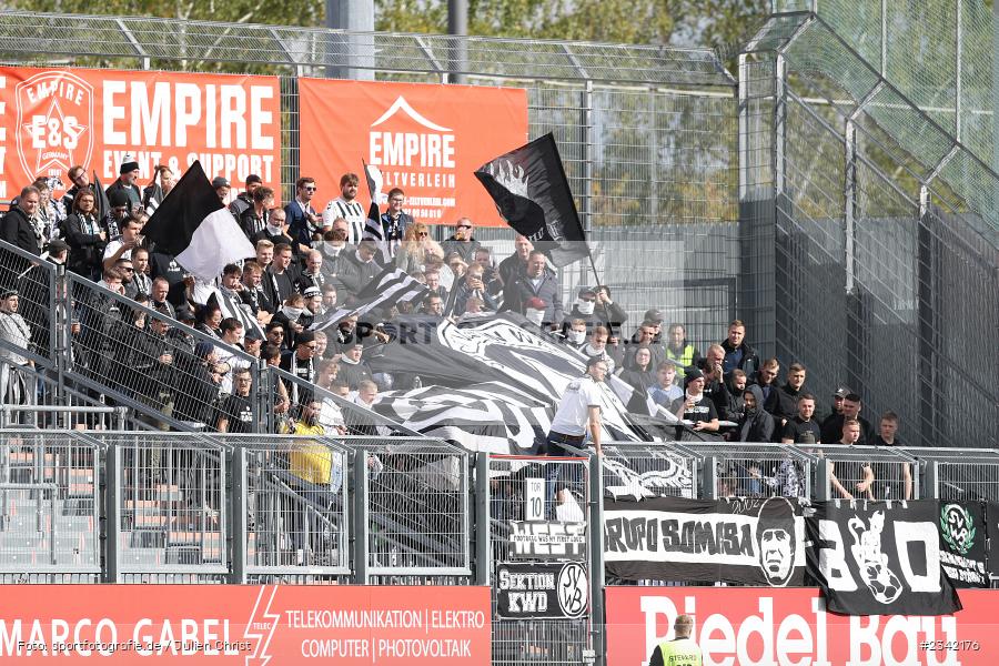 Fans, FLYERALARM Arena, Würzburg, 03.10.2022, sport, action, BFV, Fussball, Oktober 2022, Saison 2022/2023, 15. Spieltag, Regionalliga Bayern, SVW, FWK, SV Wacker Burghausen, TSV Karlburg - Bild-ID: 2342176