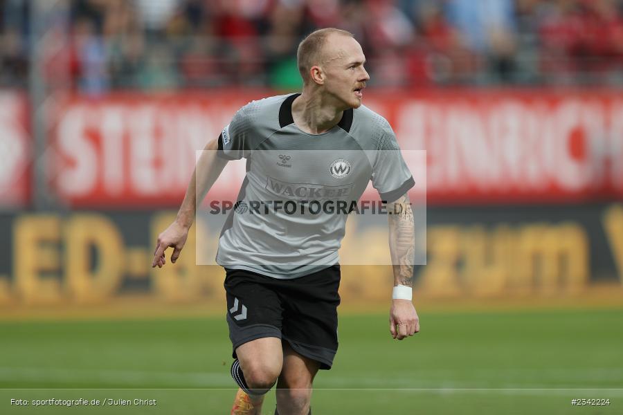 Torjubel, Thomas Winklbauer, FLYERALARM Arena, Würzburg, 03.10.2022, sport, action, BFV, Fussball, Oktober 2022, Saison 2022/2023, 15. Spieltag, Regionalliga Bayern, SVW, FWK, SV Wacker Burghausen, TSV Karlburg - Bild-ID: 2342224