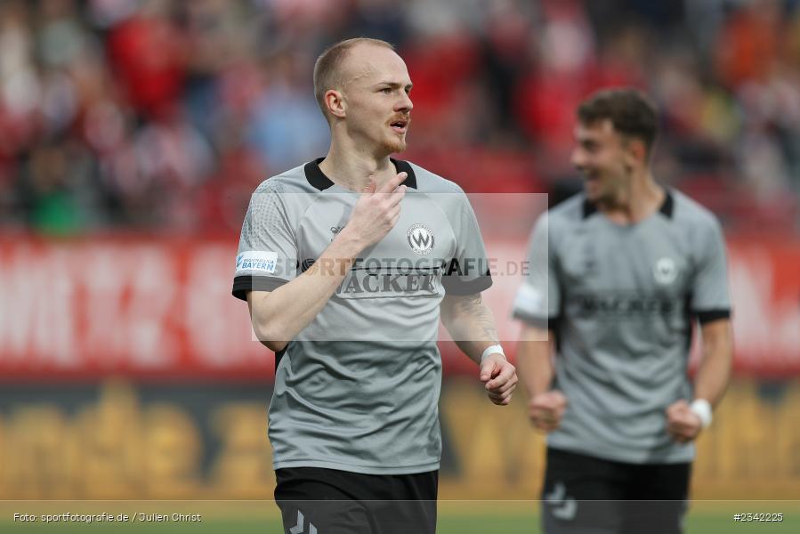 Torjubel, Thomas Winklbauer, FLYERALARM Arena, Würzburg, 03.10.2022, sport, action, BFV, Fussball, Oktober 2022, Saison 2022/2023, 15. Spieltag, Regionalliga Bayern, SVW, FWK, SV Wacker Burghausen, TSV Karlburg - Bild-ID: 2342225