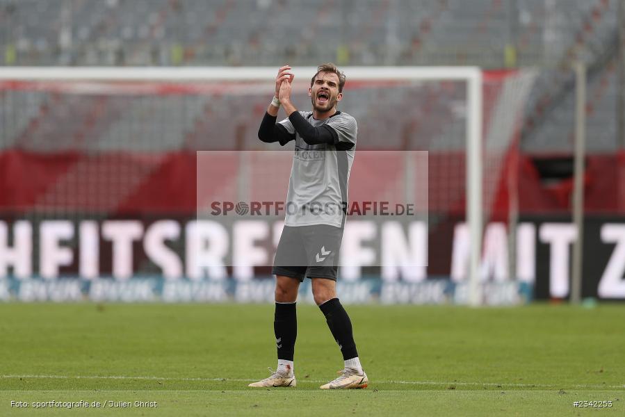 Felix Bachschmid, FLYERALARM Arena, Würzburg, 03.10.2022, sport, action, BFV, Fussball, Oktober 2022, Saison 2022/2023, 15. Spieltag, Regionalliga Bayern, SVW, FWK, SV Wacker Burghausen, TSV Karlburg - Bild-ID: 2342253