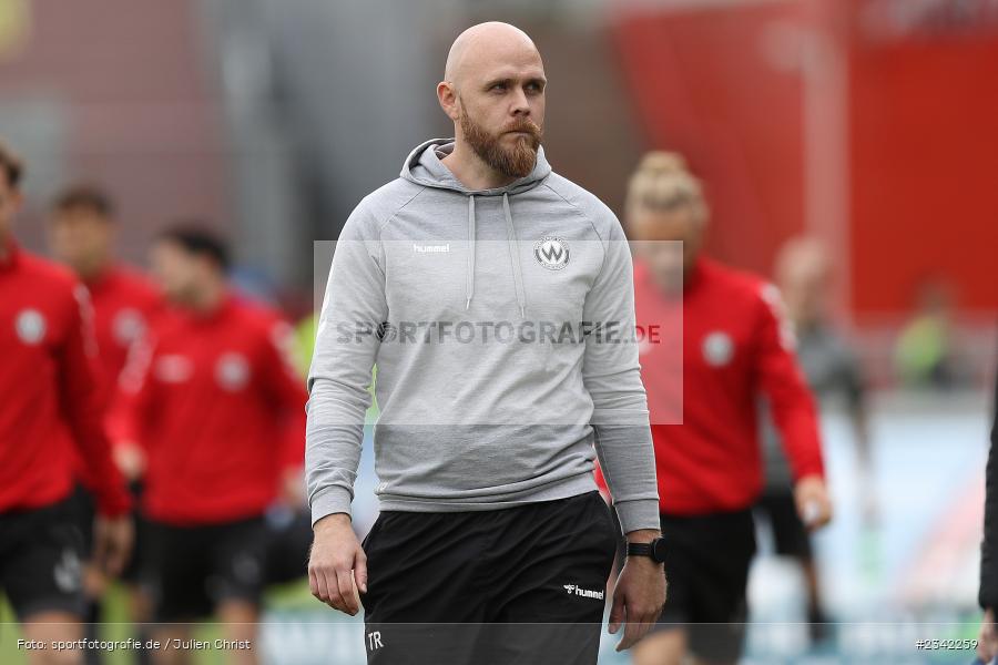 Hannes Sigurdsson, FLYERALARM Arena, Würzburg, 03.10.2022, sport, action, BFV, Fussball, Oktober 2022, Saison 2022/2023, 15. Spieltag, Regionalliga Bayern, SVW, FWK, SV Wacker Burghausen, TSV Karlburg - Bild-ID: 2342259