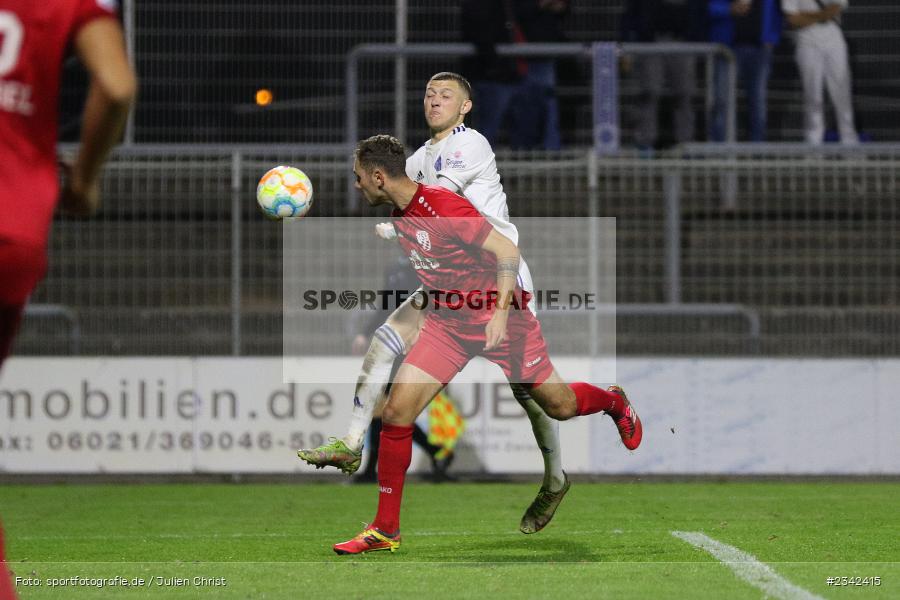 Jannik Schuster, Stadion am Schönbusch, Aschaffenburg, 07.10.2022, sport, action, BFV, Fussball, Oktober 2022, Saison 2022/2023, Spiel-Nr. 152, 16. Spieltag, Regionalliga Bayern, TSV, SVA, TSV Rain/Lech, SV Viktoria Aschaffenburg - Bild-ID: 2342415